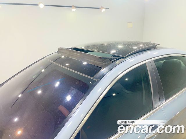 Hyundai Genesis 2014 — photo 18
