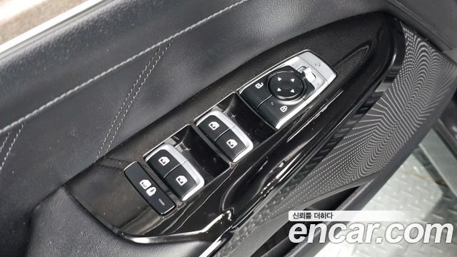 Kia K5 2021 — photo 31