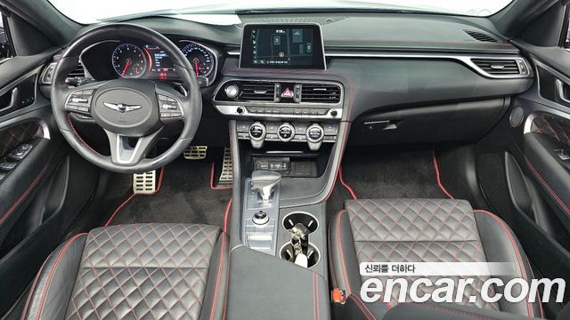 Genesis G70 2019 — photo 10