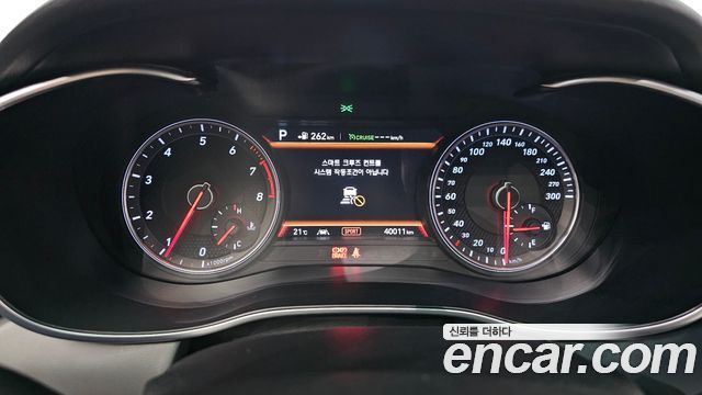 Genesis G70 2019 — photo 11