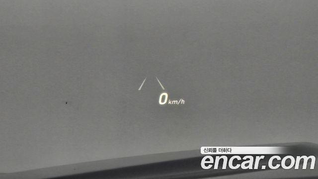 Genesis G70 2019 — photo 23