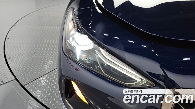 Genesis G70 2019 — photo 8