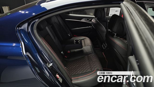 Genesis G70 2019 — photo 16