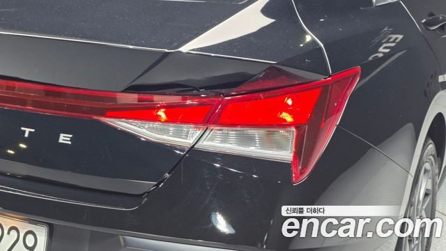 Hyundai AVANTE 2024 — photo 9