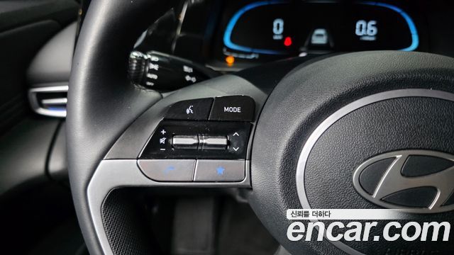 Hyundai AVANTE 2024 — photo 28