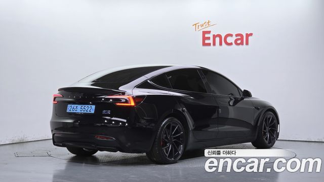 Tesla Model 3 2024 — photo 2