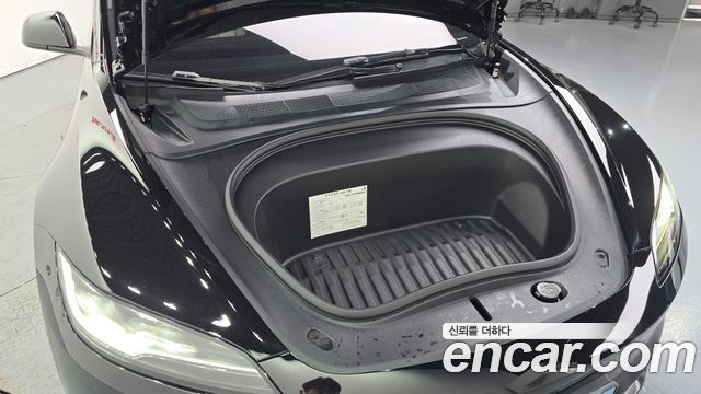 Tesla Model 3 2024 — photo 6