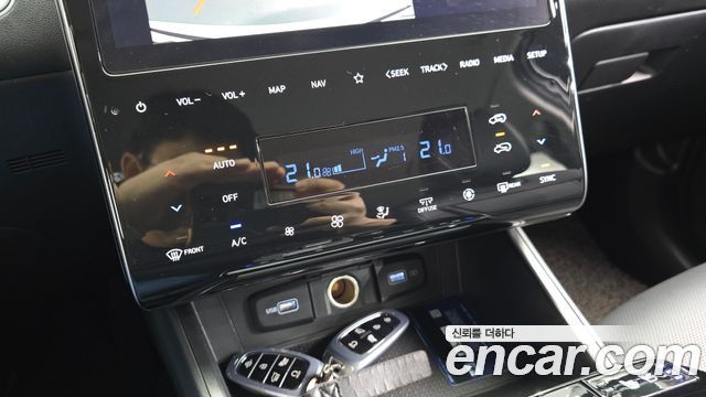Hyundai Tucson 2023 — photo 28