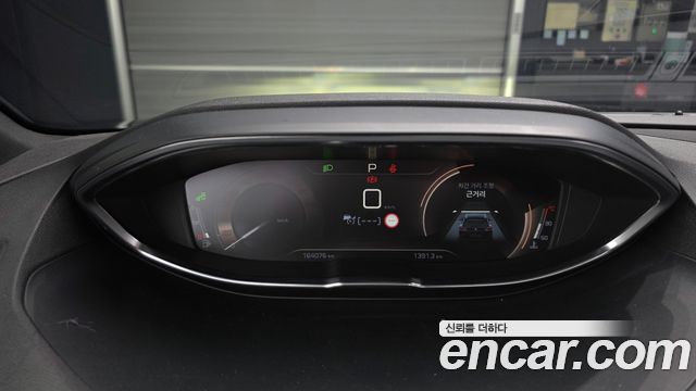 Peugeot 3008 2019 — photo 8