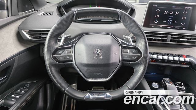 Peugeot 3008 2019 — photo 12