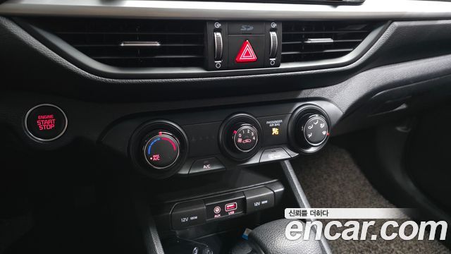 Kia K3 2019 — photo 22