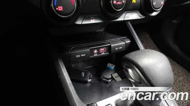 Kia K3 2019 — photo 23