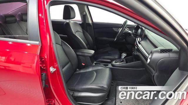 Kia K3 2019 — photo 16