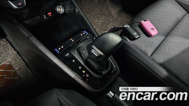 Kia Stonic 2019 — photo 12