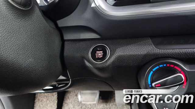 Kia Stonic 2019 — photo 24