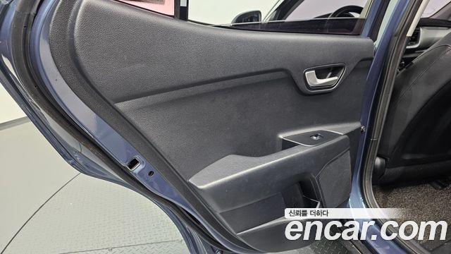 Kia Stonic 2019 — photo 15
