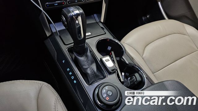 Ford Explorer 2018 — photo 12