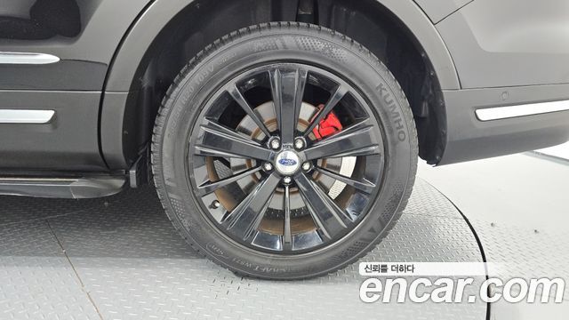 Ford Explorer 2018 — photo 7