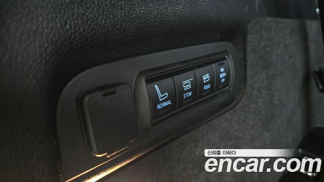 Ford Explorer 2018 — photo 33