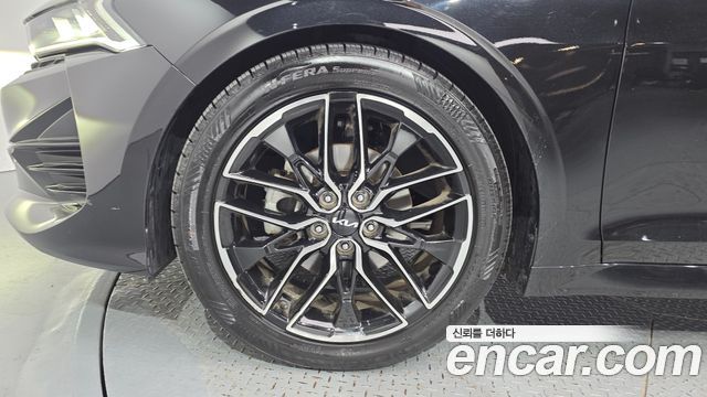 Kia K5 2023 — photo 5
