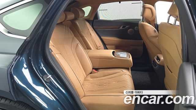 Genesis G80 2022 — photo 18