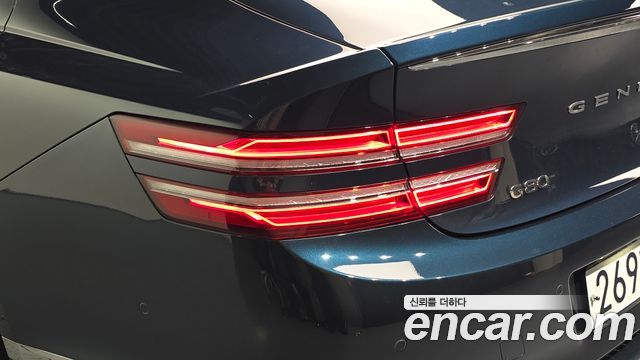 Genesis G80 2022 — photo 9