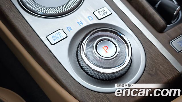 Genesis G80 2022 — photo 27