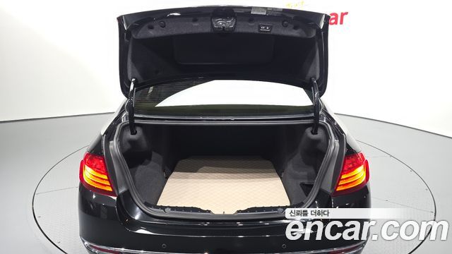BMW 5-Series 2015 — photo 26