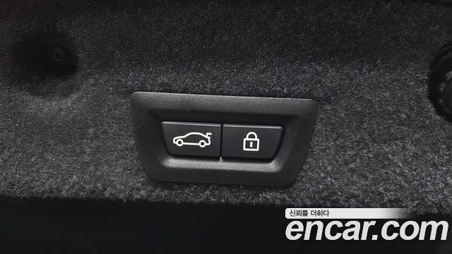 BMW 5-Series 2015 — photo 32