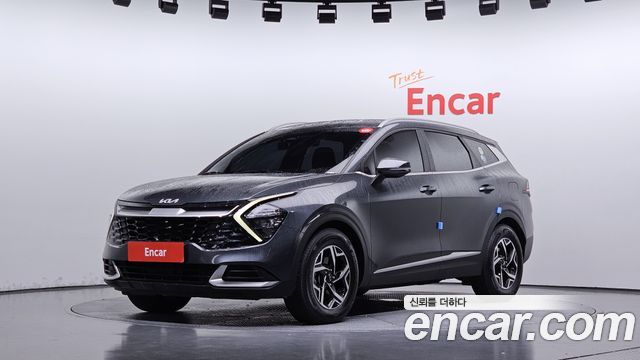 Kia Sportage 2023 — photo 1