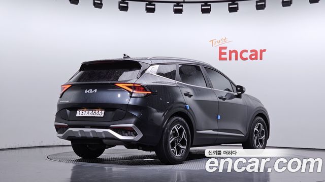 Kia Sportage 2023 — photo 2