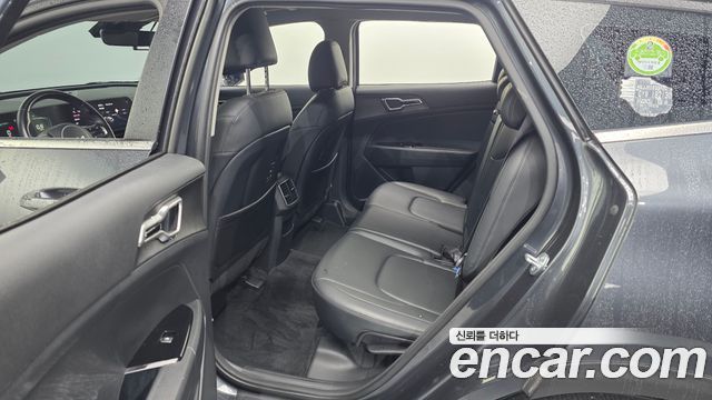 Kia Sportage 2023 — photo 11
