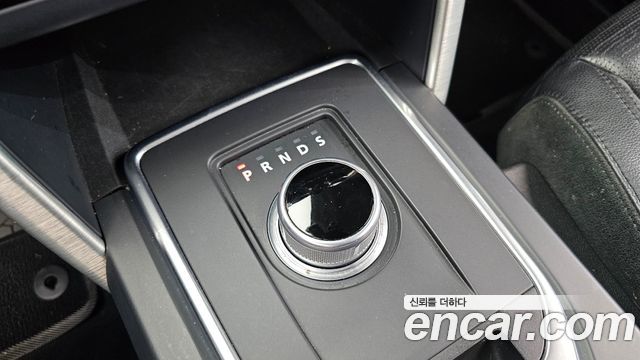 Land Rover Discovery Sport 2016 — photo 9
