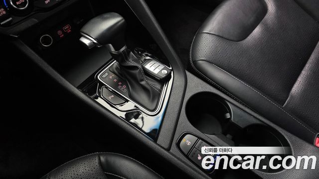 Kia Niro 2018 — photo 12