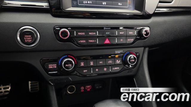 Kia Niro 2018 — photo 23