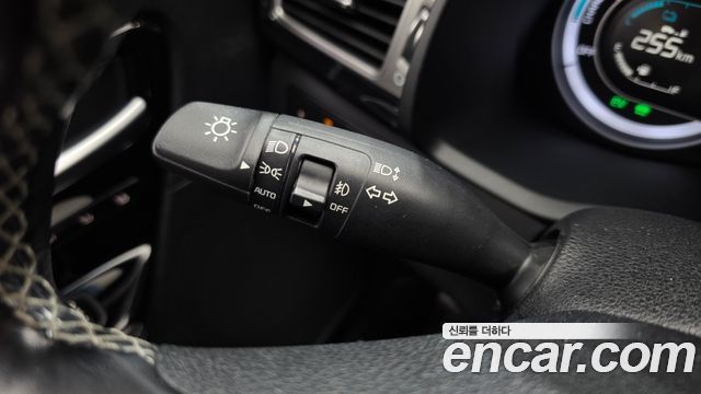 Kia Niro 2018 — photo 25