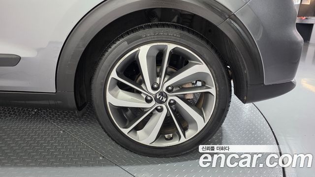 Kia Niro 2018 — photo 7