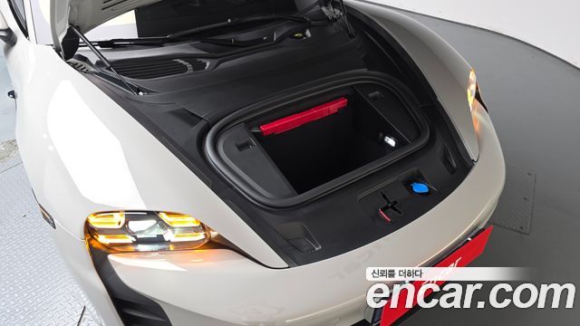 Porsche Taycan 2023 — photo 6