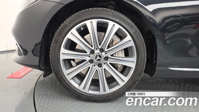 Mercedes-Benz E-Class 2020 — photo 5