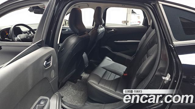 Renault Korea XM3 2022 — photo 17