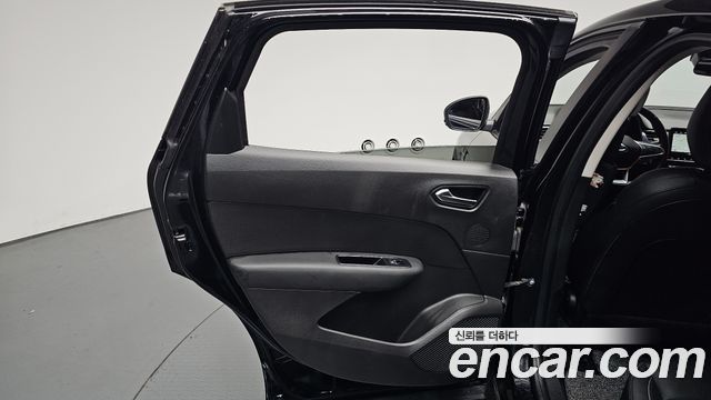 Renault Korea XM3 2022 — photo 15