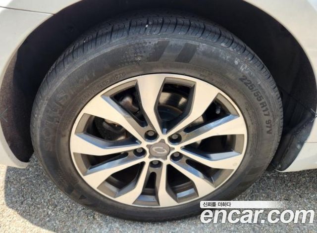 Renault Korea SM6 2023 — photo 17