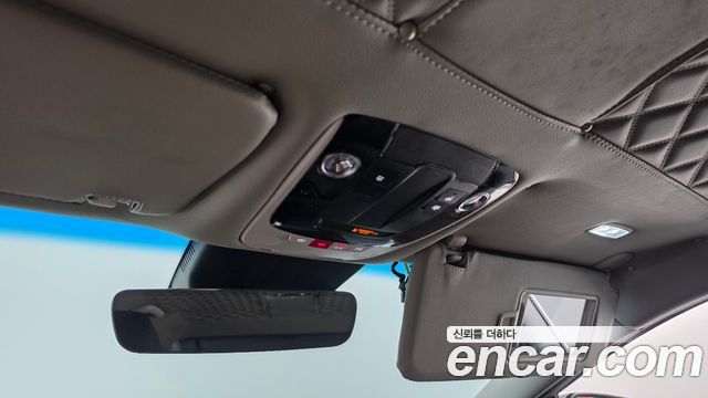 Kia K8 2023 — photo 25