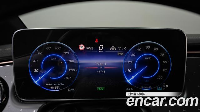 Mercedes-Benz EQE 2024 — photo 11