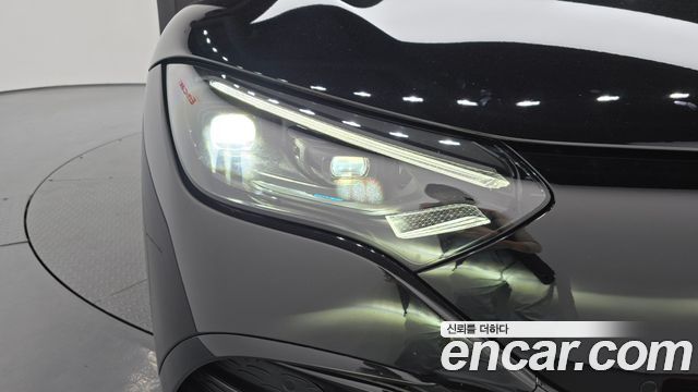 Mercedes-Benz EQE 2024 — photo 8