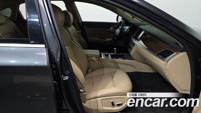 Genesis G80 2017 — photo 16