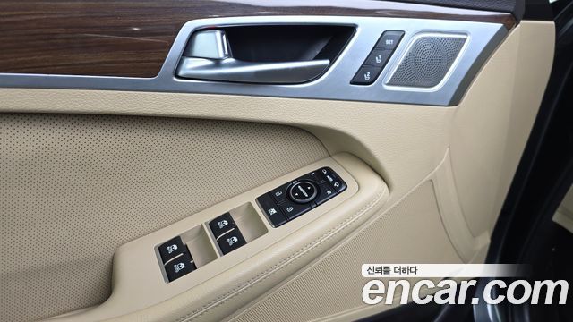 Genesis G80 2017 — photo 31