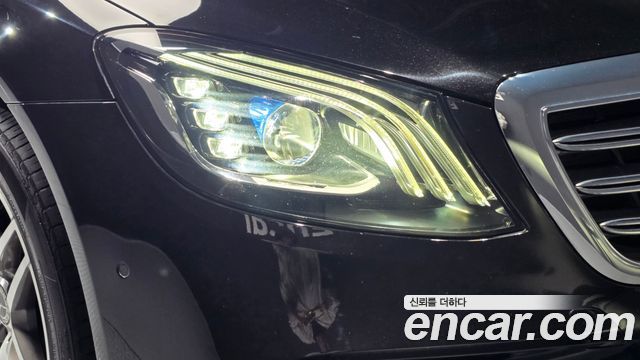 Mercedes-Benz S-Class 2020 — photo 8