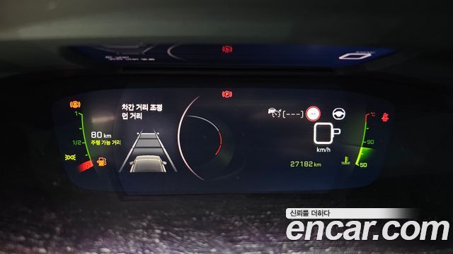 Peugeot 2008 2021 — photo 11