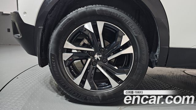 Peugeot 2008 2021 — photo 7
